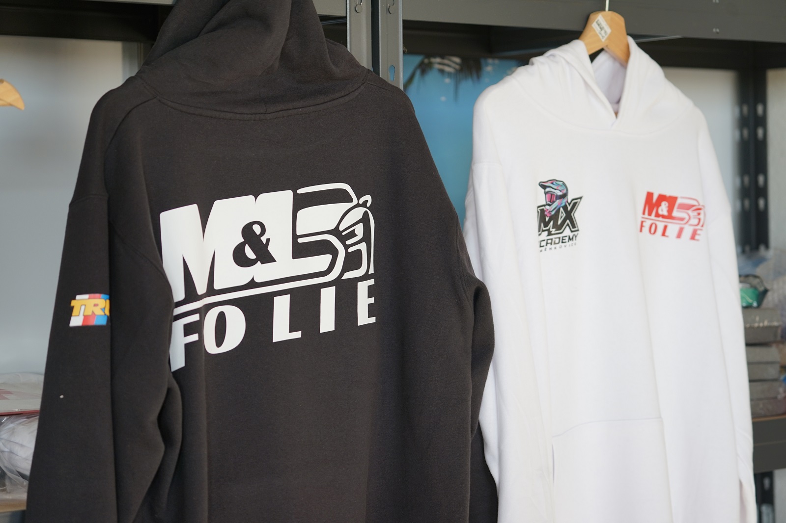 gallery-photo